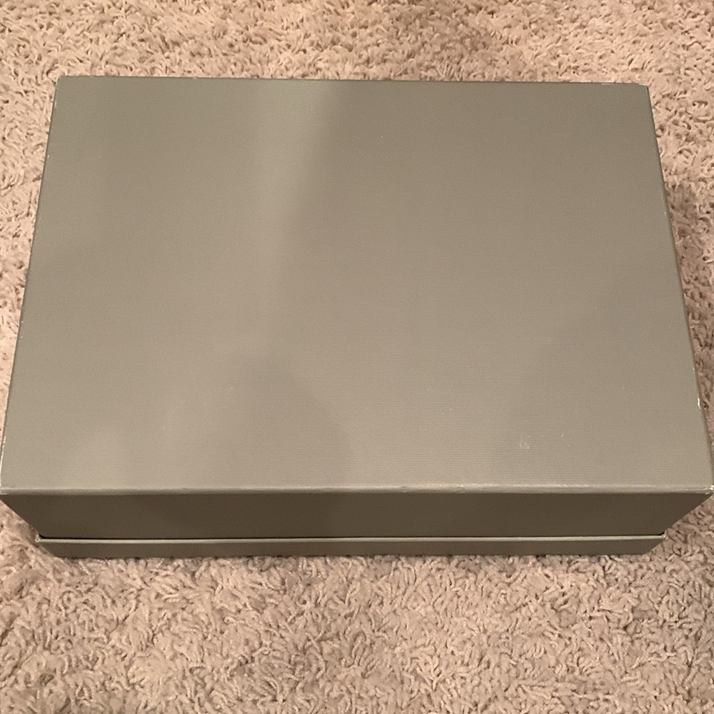 Tom Ford men’s shoebox. Size 10 excellent condition. - Picture 5 of 5